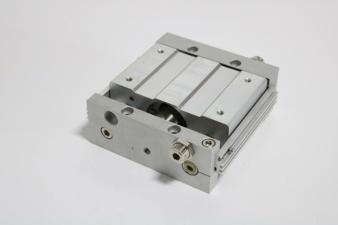 SMC CY2L32H-25-F79-XC18 Guided Cylinder