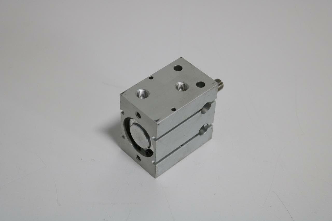 SMC CDU32-10D Compact Cylinder, Free Mount