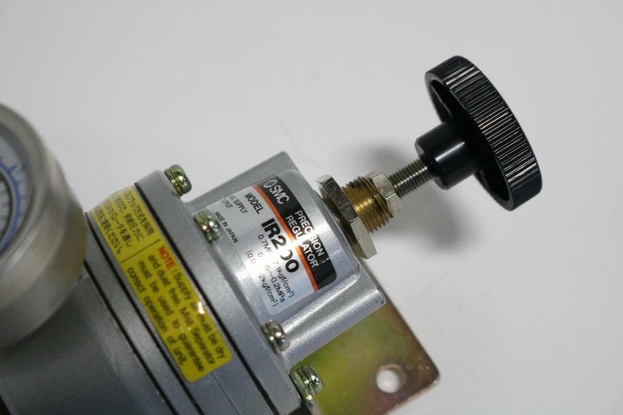 SMC IR200 Precision Pneumatic Regulator with Gauge and Bracket