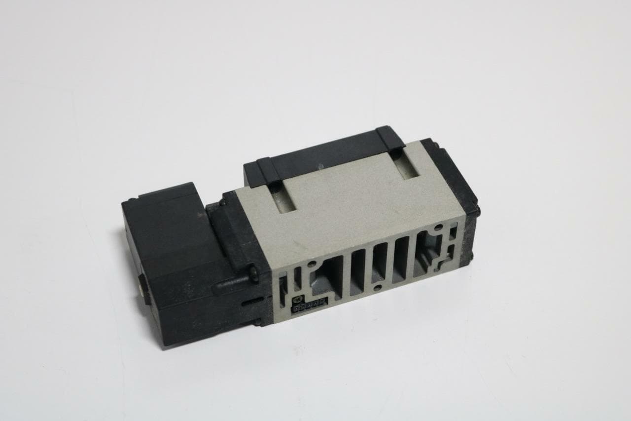 SMC NVFS3100-4FZ Valve