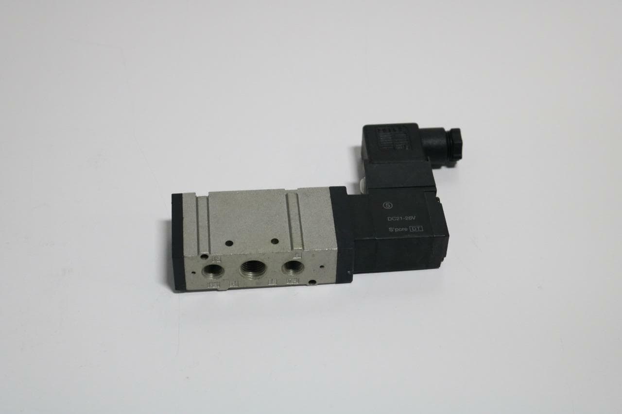 SMC VFS2130-5DZ-02 Solenoid Valve, 4/5 Port