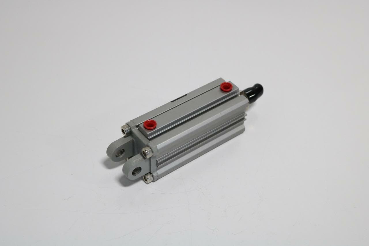 SMC CDQ2D32-75DM DBL Acting Air Cylinder, 32mm Bore, 75mm Stroke, w/Clevis Mount