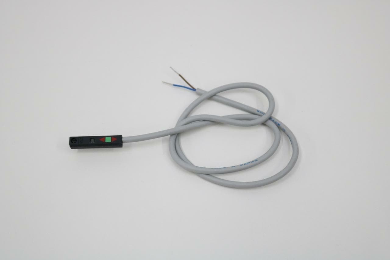 SMC D-Y7BW Reed Switch, 0.5 m