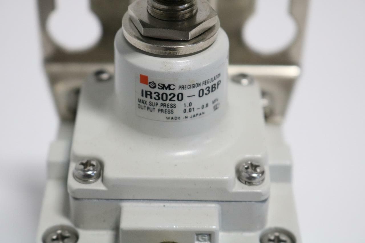 SMC IR3020-03BP Precision Pneumatic Regulator