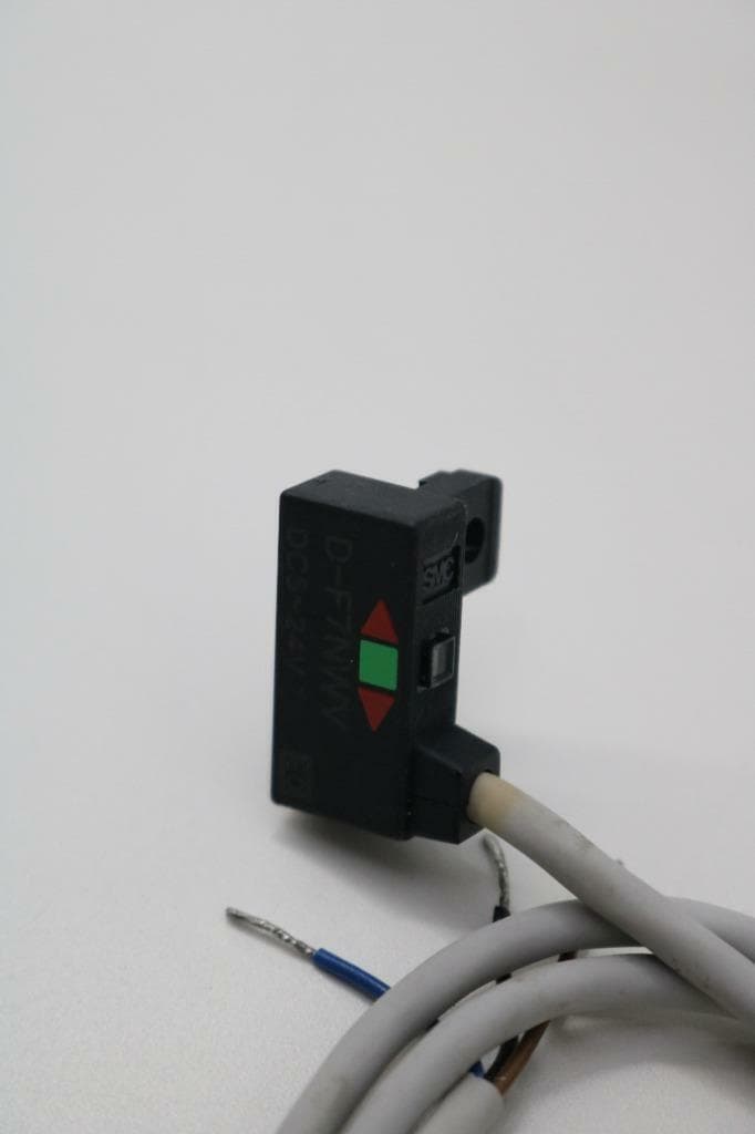 SMC D-F7NWV Reed Switch, 0.5 m