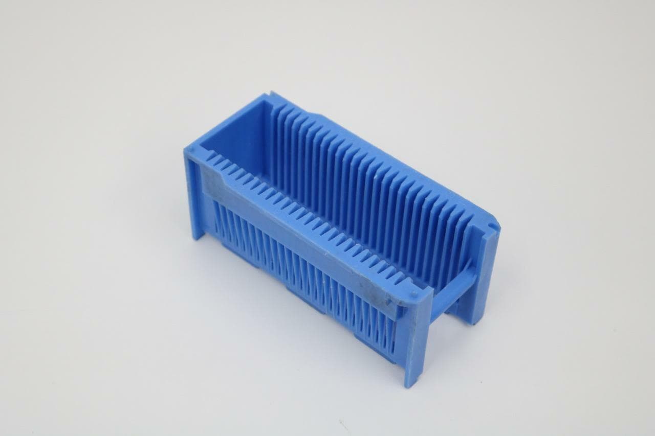 Fluoroware Inc A102 25 Slot 2" Wafer Carrier Blue