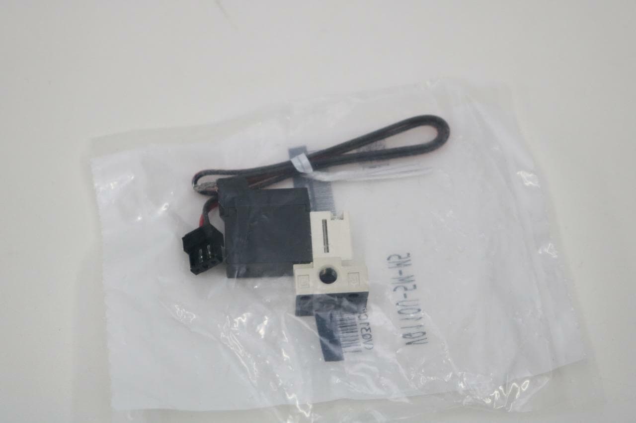 SMC VQ110U-5M-M5 Solenoid Valve VQ31C87