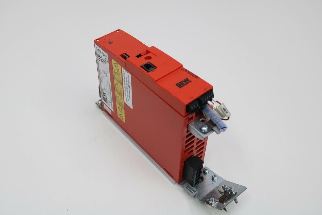 SEW Eurodrive MC07B0004-5A3-4-00 Inverter Drive