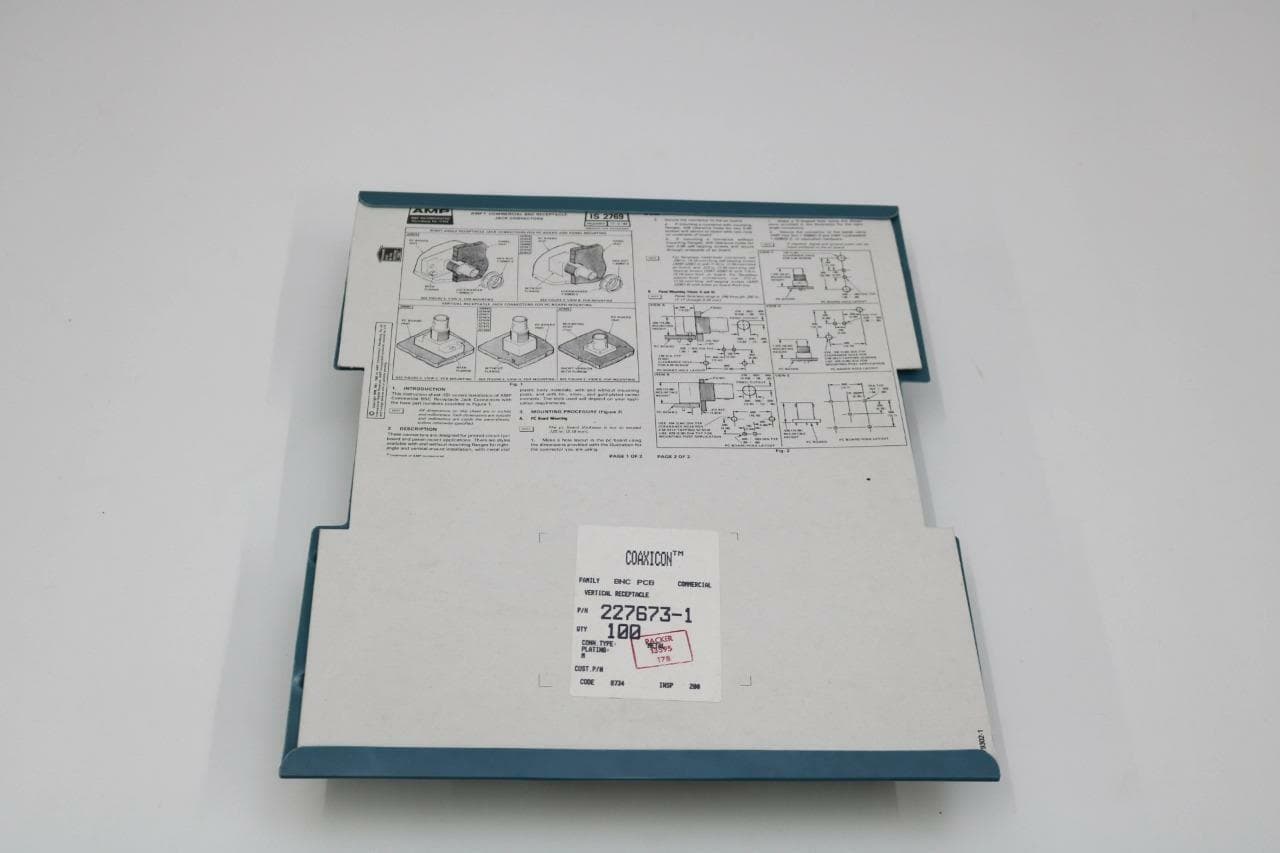 Amp 227673-1 Lot of 100 BNC Vertical Jack w/Post
