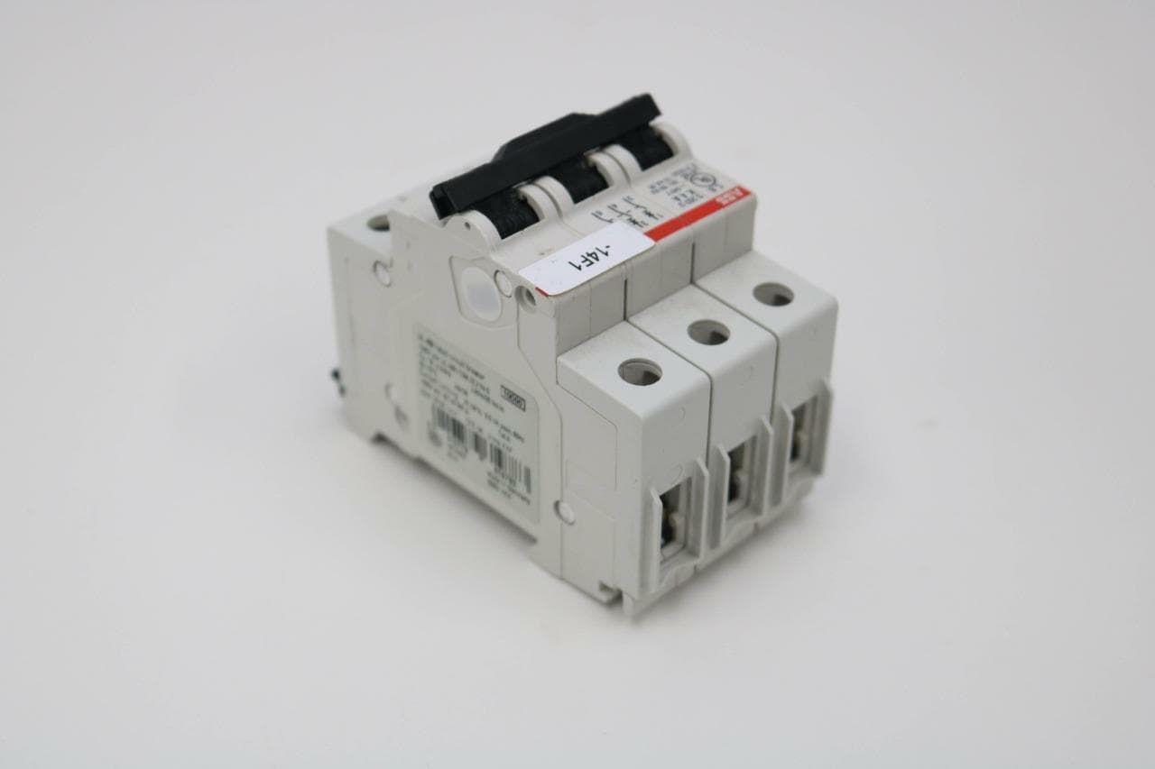 ABB S203U-K4 Circuit Breaker, 4A