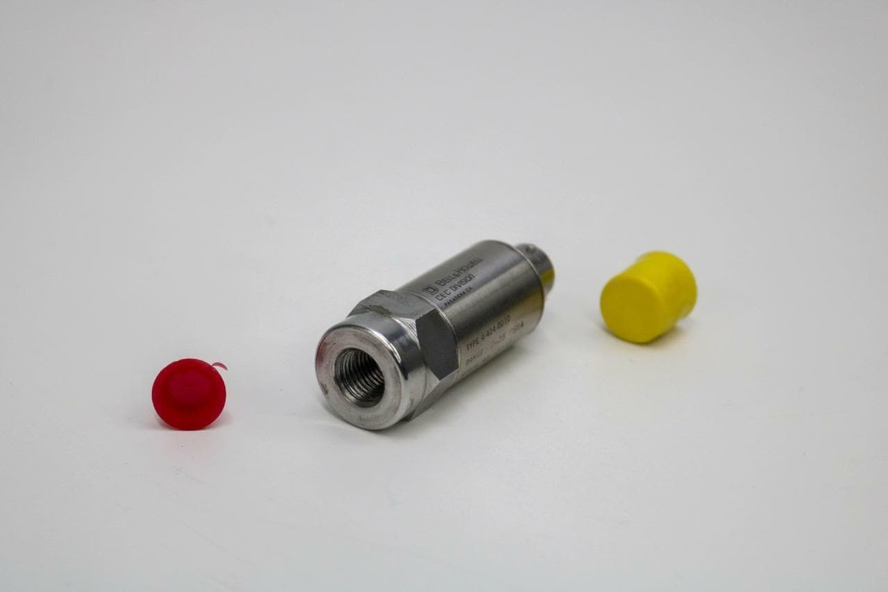 Bell & Howell,l CEC Division 4-424-0010 Pressure Transducer 0-25 PSIA