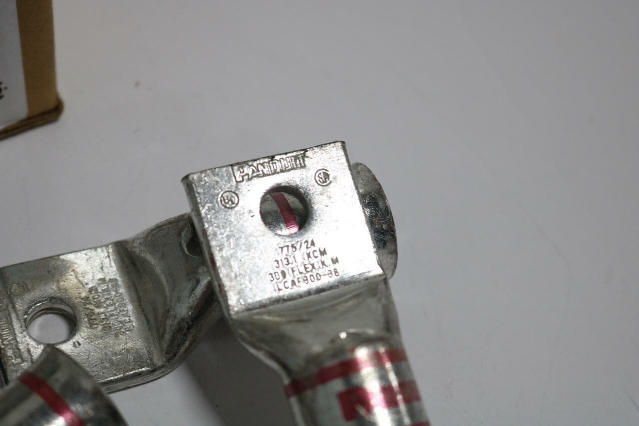 Panduit LCAF300-38-6 Lot of 3 300MCM Copper Lug Connectors, 3/8" Stud