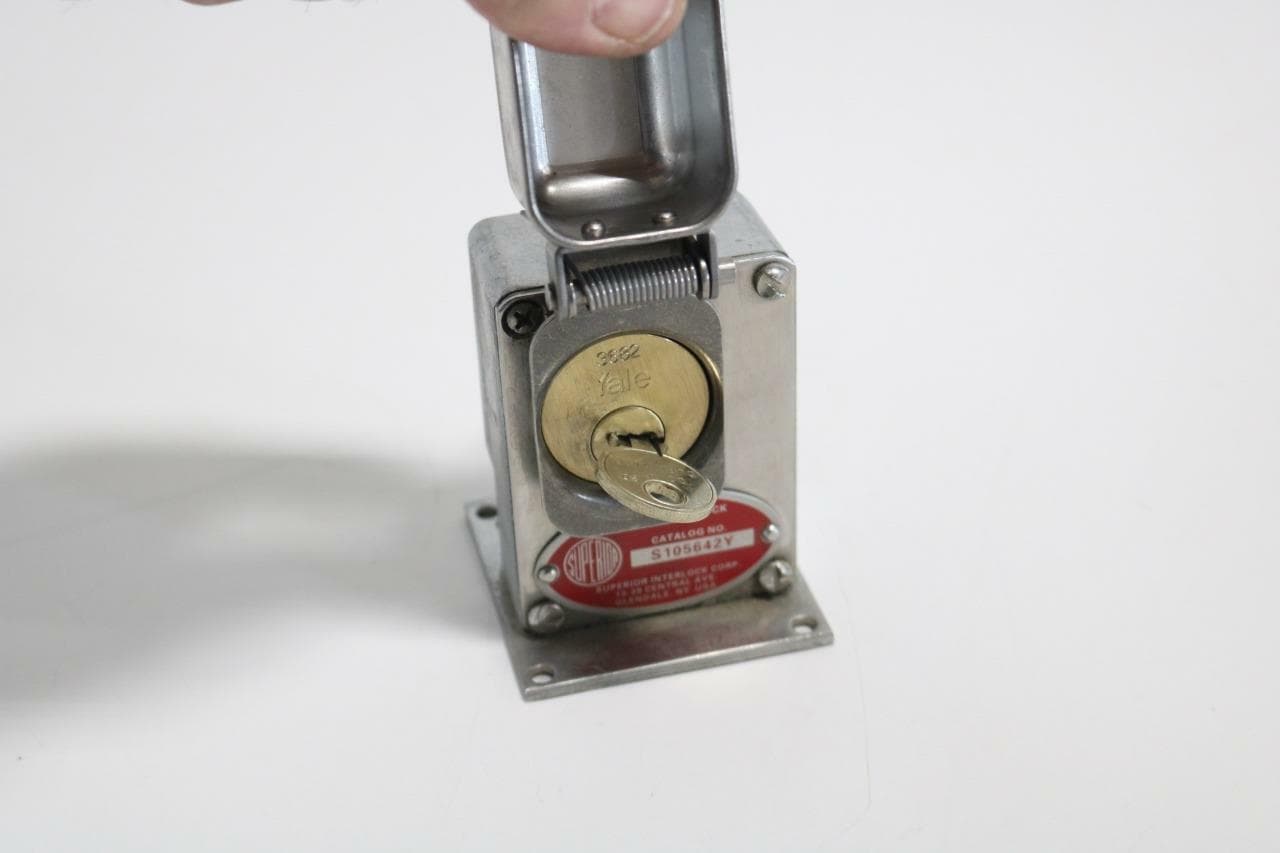 The Superior Interlock Corp S105642Y Compartment Access Interlock