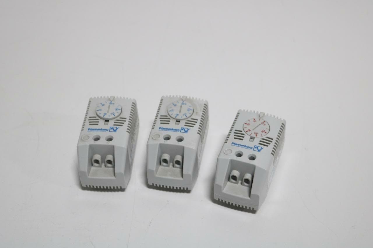 Pfannenberg FLZ530, FLZ520 Lot of 3 Thermostsats
