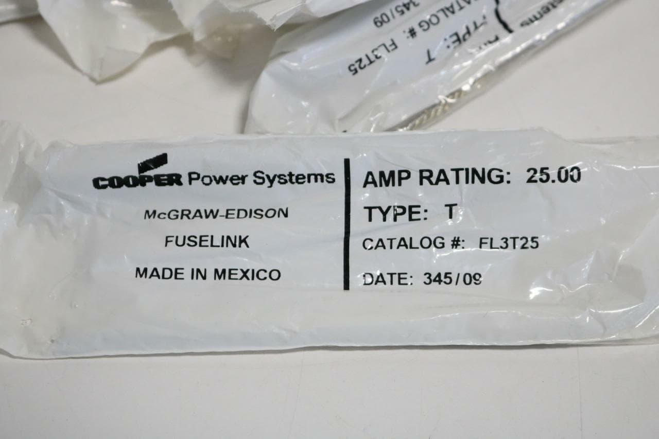 Cooper FL3T25 Lot of 11 Type T 25 Amp Fuse Links