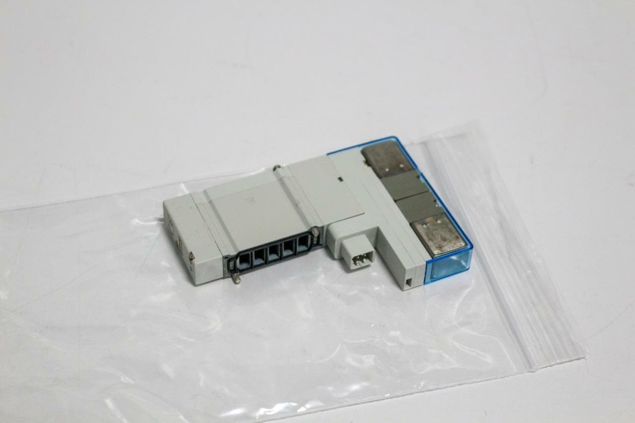 SMC SY3A00-5U1 5 Port Base Mount Solenoid Valve