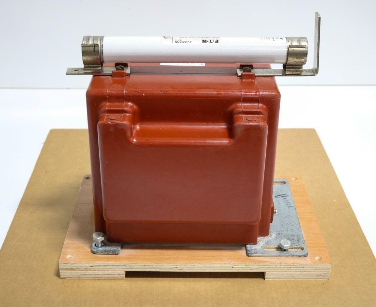 Amran Inc. V21.1-1382FG1 Instrument Transformer
