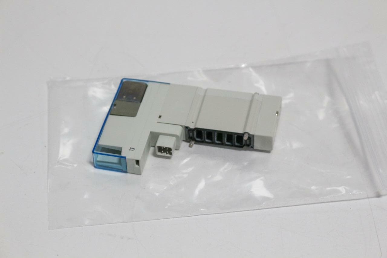 SMC SY3100-5U1 5 Port, Base Mount Solenoid Valve