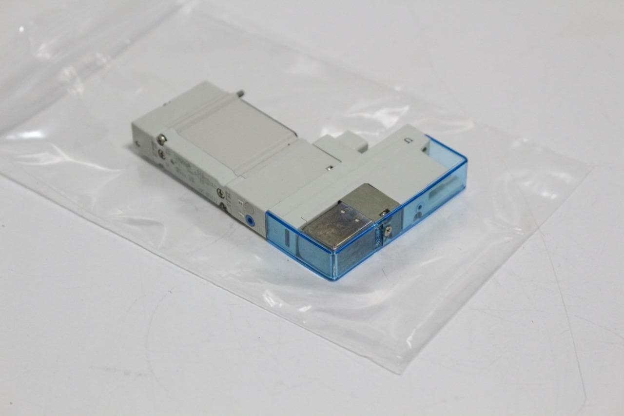 SMC SY3100-5U1 5 Port, Base Mount Solenoid Valve