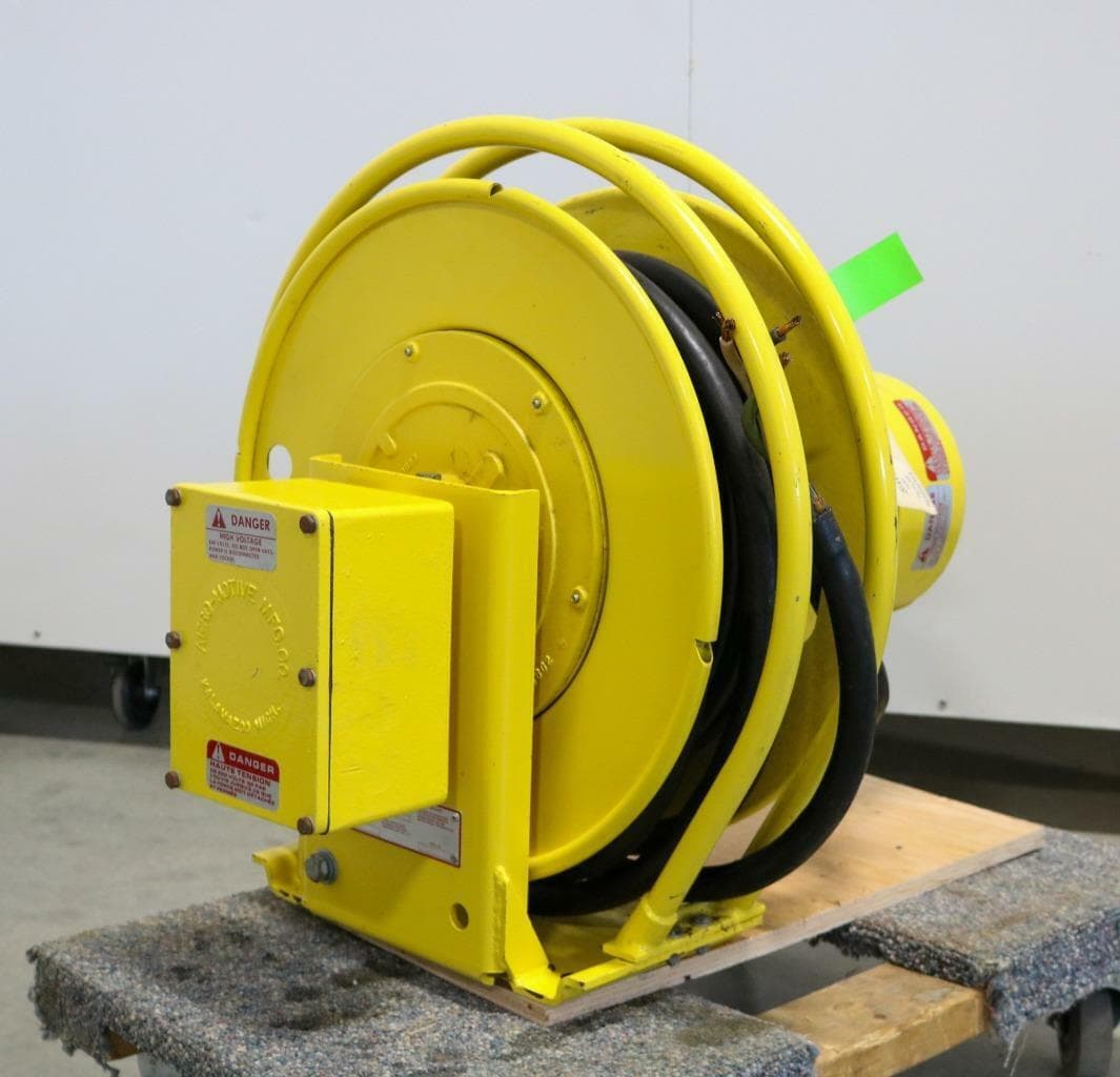 Daniel Woodhead 92736 Electric Cable Reel - Retracting
