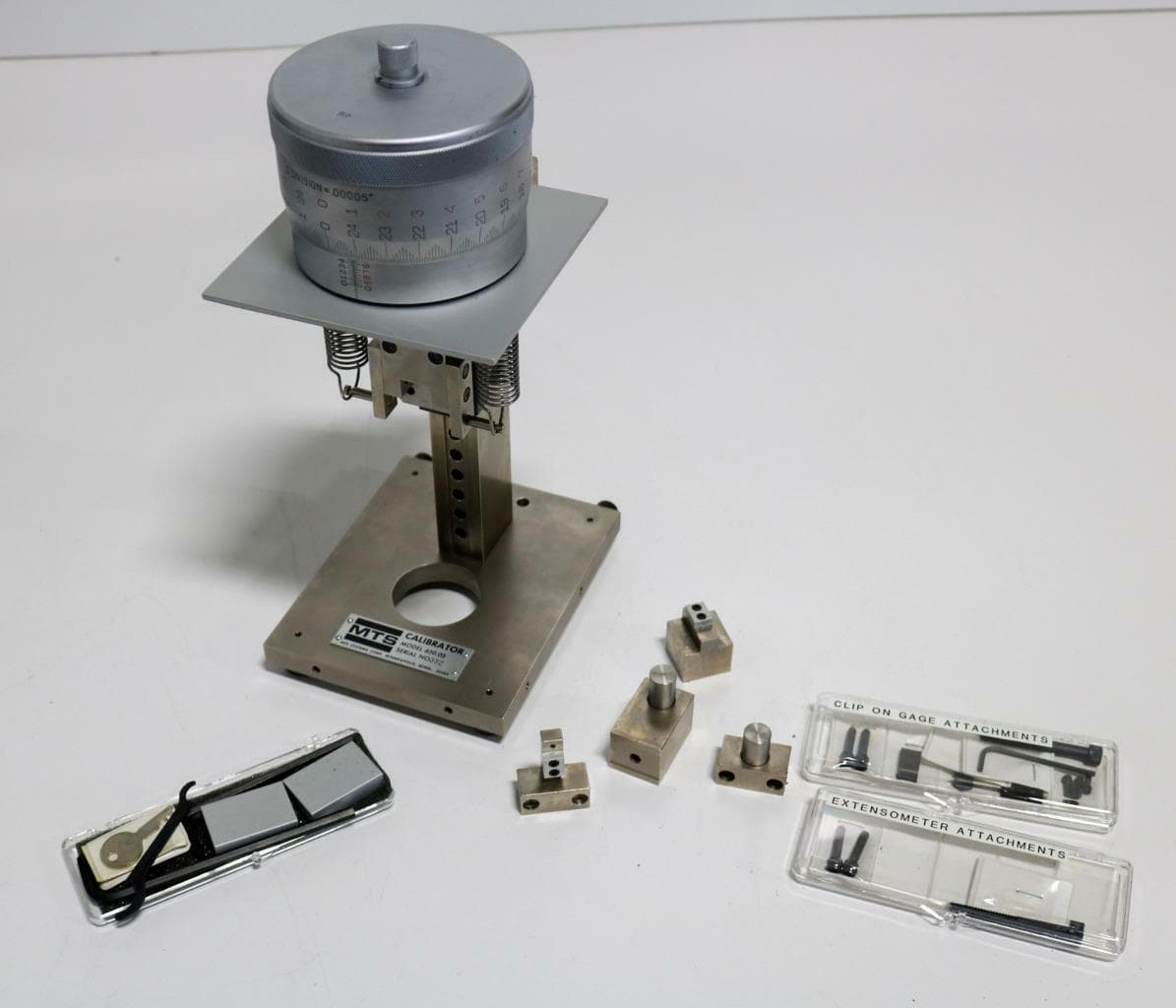 MTS Systems 650.03 Corp Extensometer Calibrator