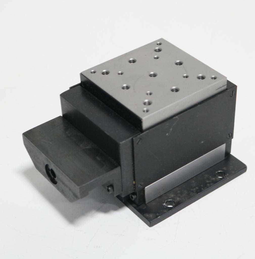 Newport M-MVN80 Vertical Linear Stage, Adapted For Motor Actuation