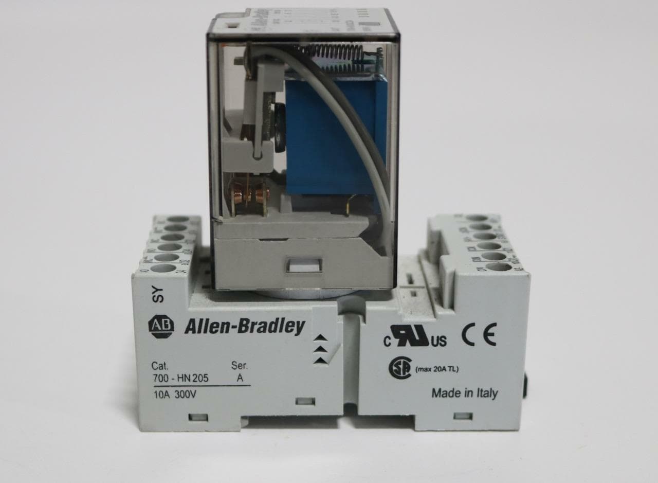 Allen-Bradley 700-HA33Z24, 700-HN205 11 Pin Relay, 10A, 24VDC Coil, Ser A