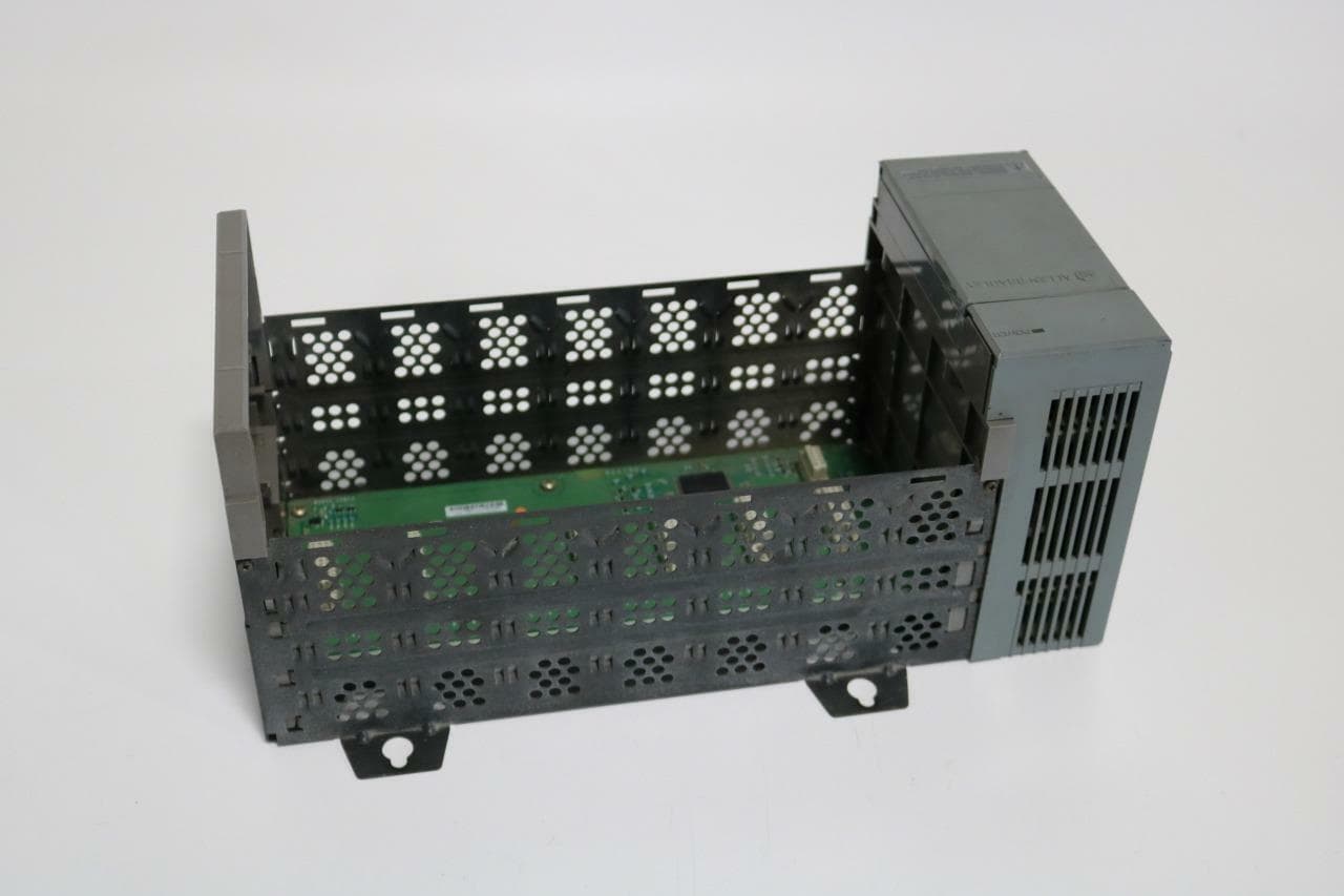 Allen-Bradley 1746-A7 7 Slot Rack with 1746-P1 Power Supply