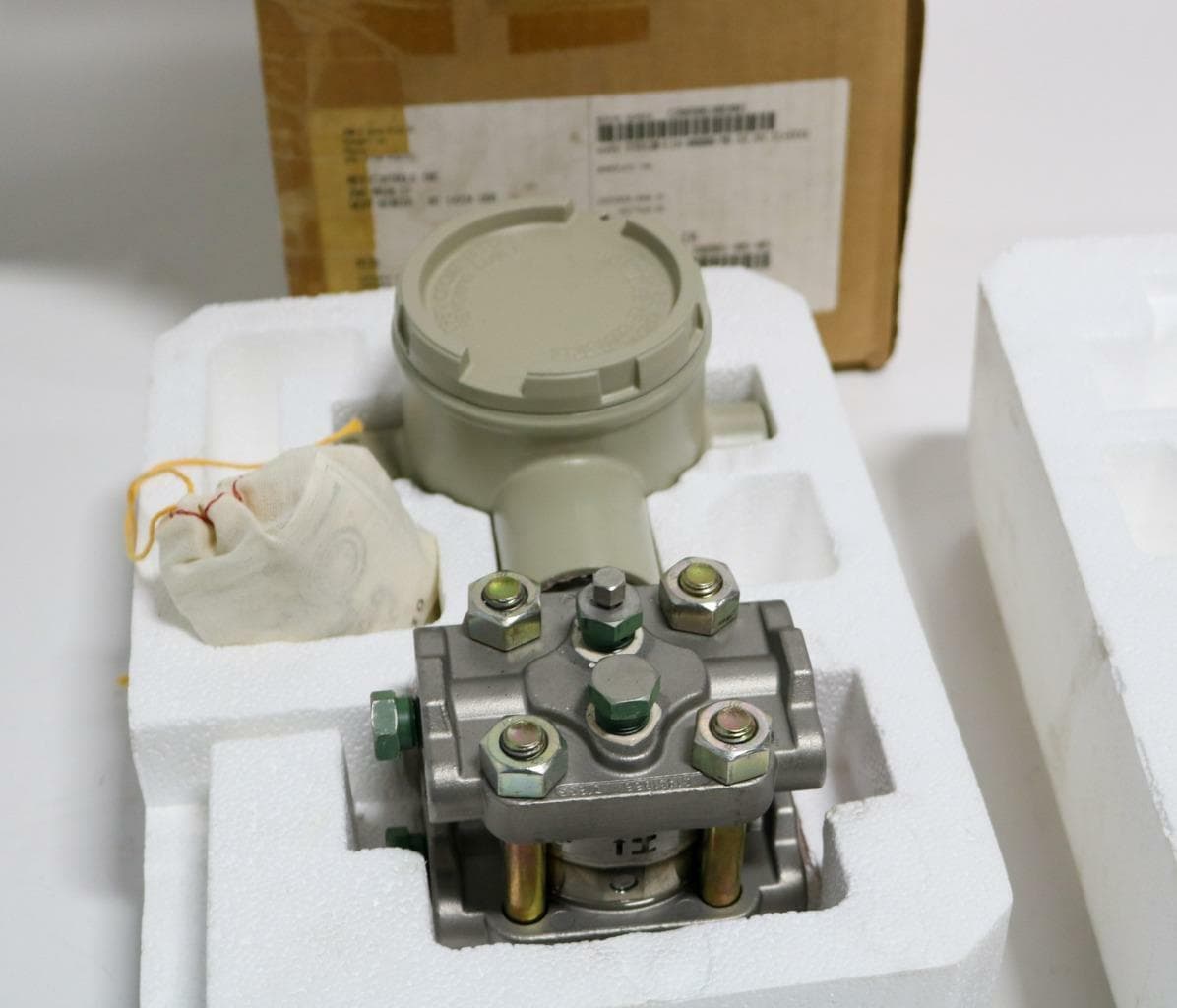 Honeywell STD120-E1H-00000-MB.S2.SV.1C Smart Pressure Transmitter, ST3000