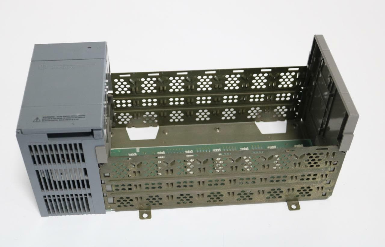 Allen-Bradley 1746-A7 1746-P2 SLC500 Power Supply with 7 Slot Rack, Ser C