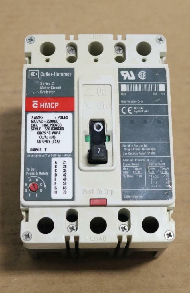 Eaton/Cutler-Hammer HMCP007C0 Circuit Breaker 600VAC, 7Amp, 3Pole