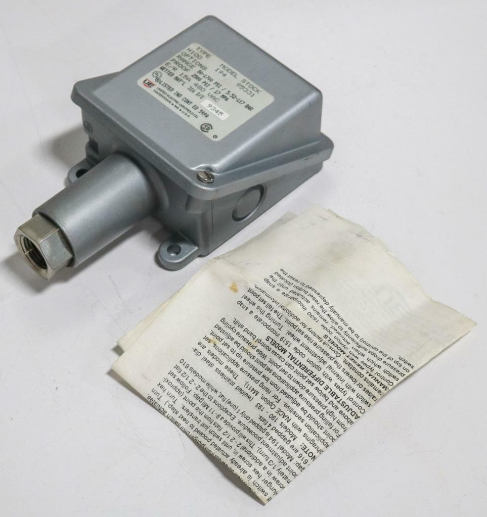 United Electric Controls Type H100, 194 95331 Pressure Switch 80-1700PSI, 15A 48