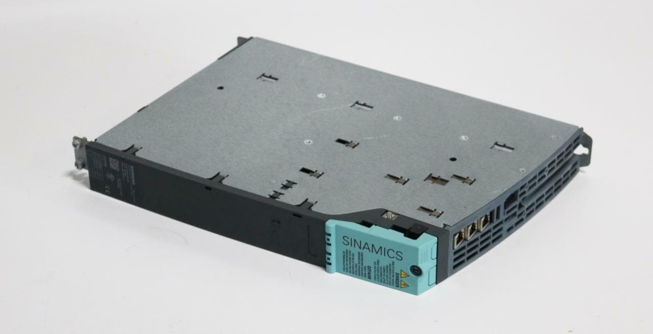 Siemens 6SL3120-1TE15-0AA3 Single Motor Module/Servo Drive, Ver D