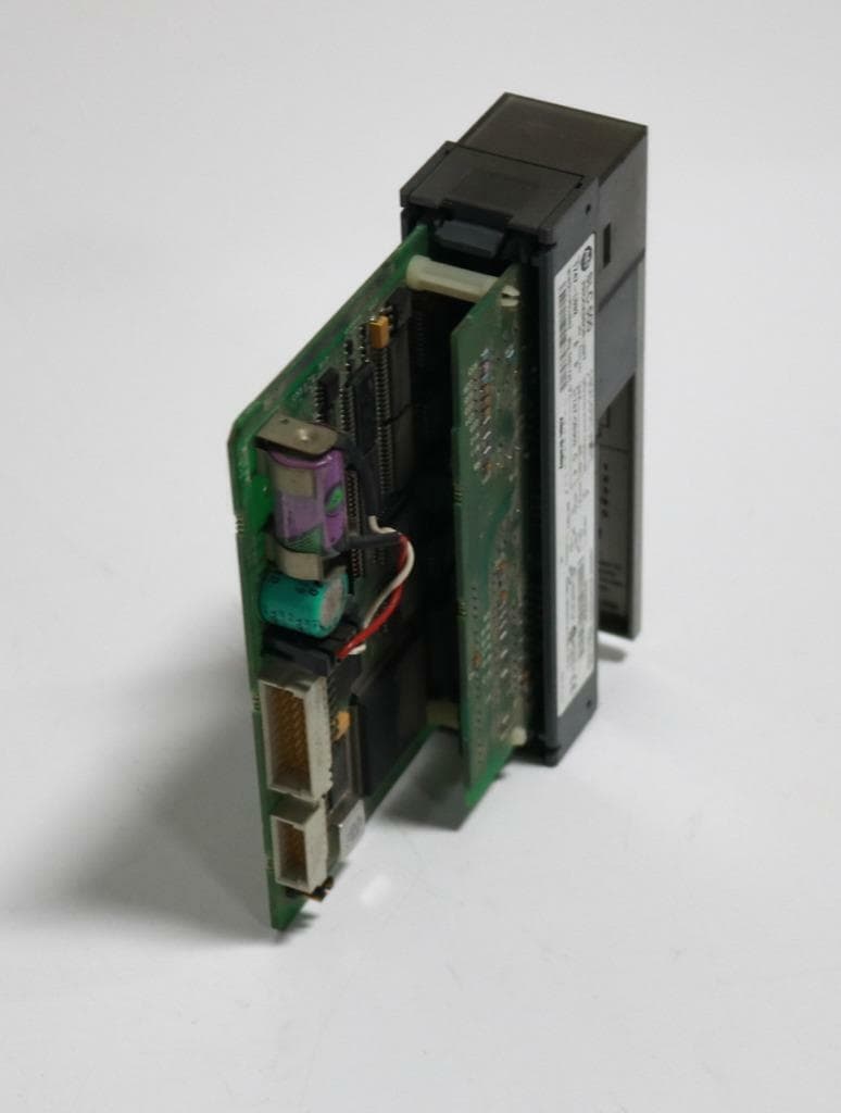 Allen-Bradley 1747-L532 Processor Unit, Ser E, PR 8, FRN 4