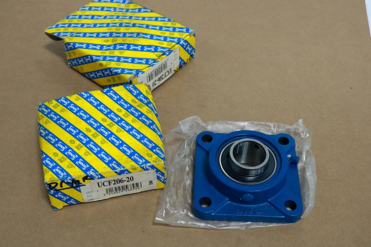 SNR UCF206-20 4 Bolt Square Flanged Bearings Unit (Lot of 2)