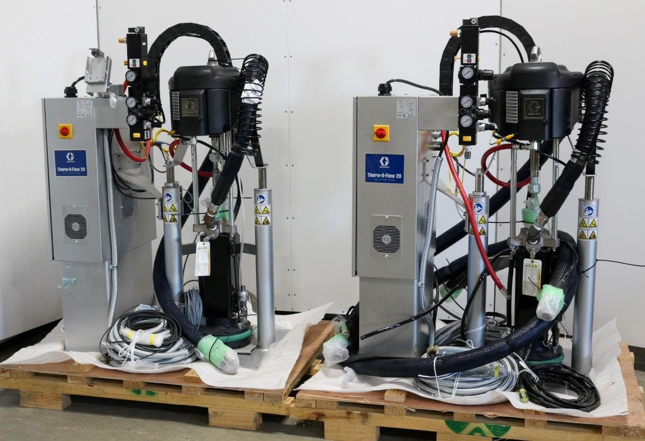 Graco TOFC-P20E24P3F Therm-O-Flow 20 Hot Melt Bulk System (Pair)