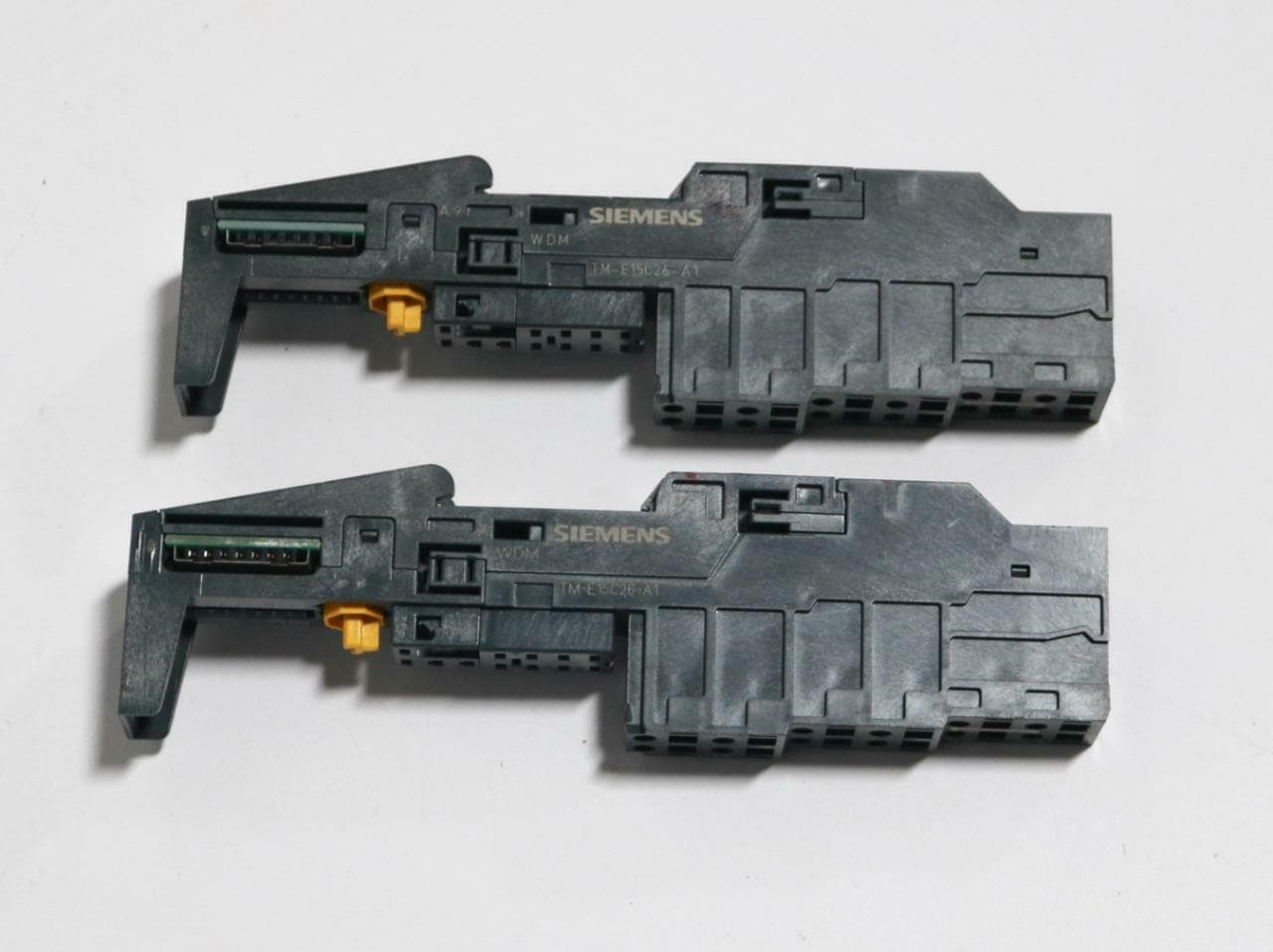 Siemens 6ES7193-4CA50-0AA0, TM-E15C26-A1 Terminal Modules