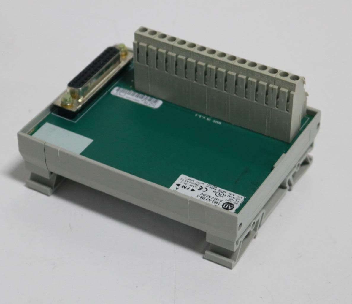 Allen-Bradley 1492-A1FM8-3 8-Channel Wiring Module