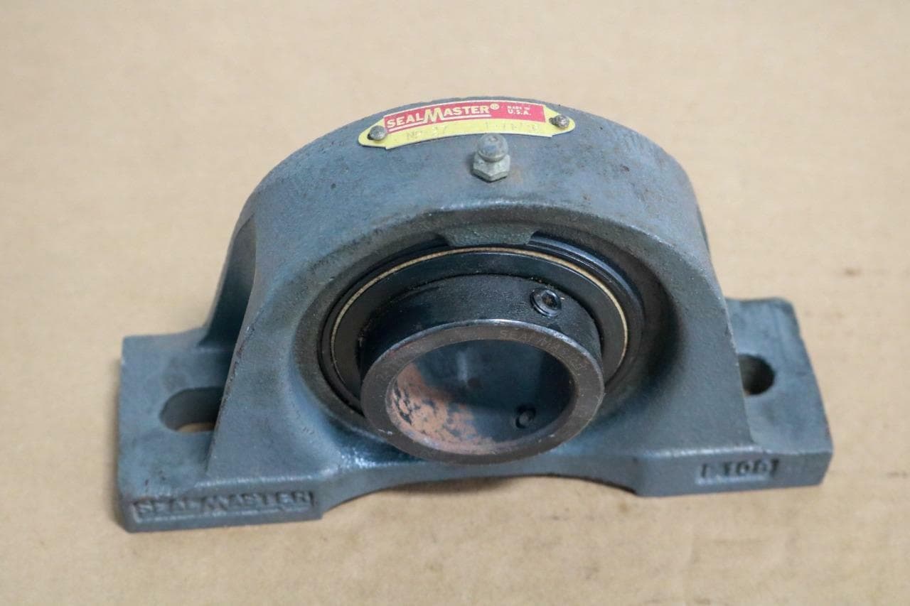 SealMaster NP-27 Pillow Block Ball Bearing Unit 1 11/16