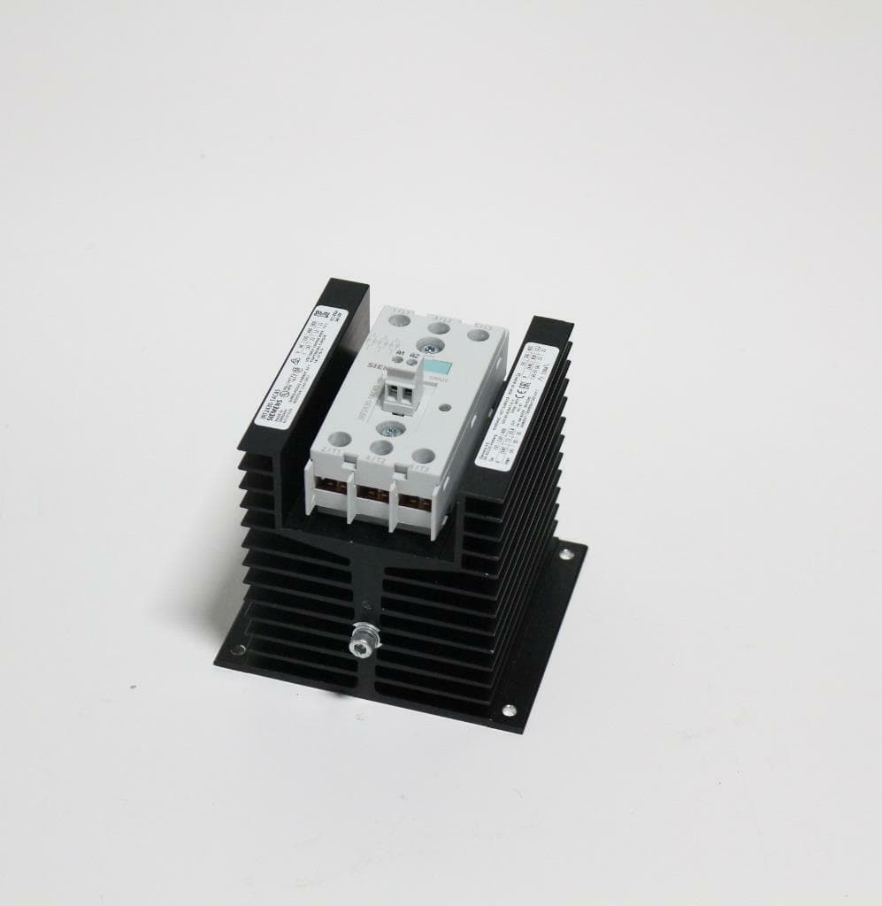 Siemens 3RF2430-1AC45 Solid State Relay