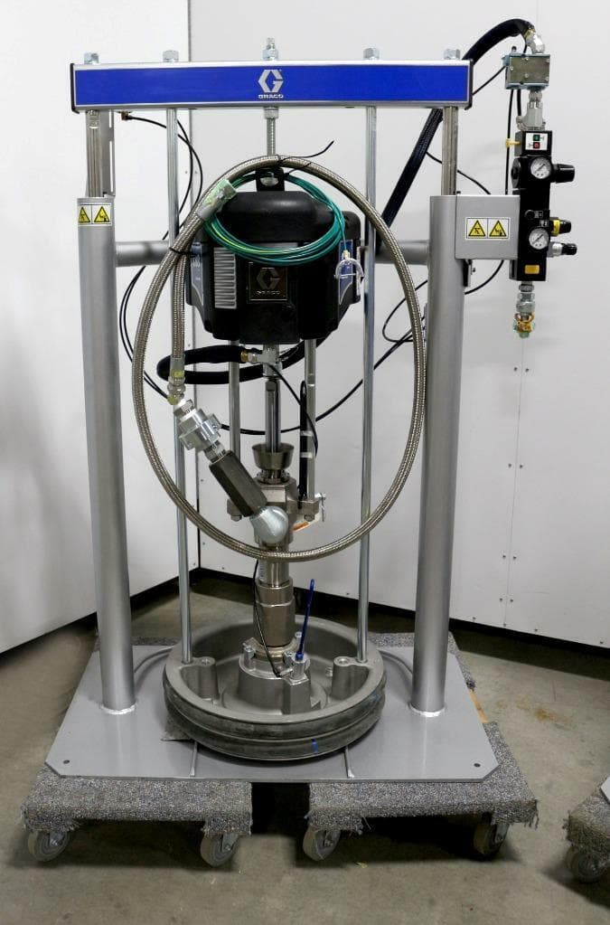 Graco TC2L7J Tandem Supply System 68:1 Ratio, 200L (55Gal)