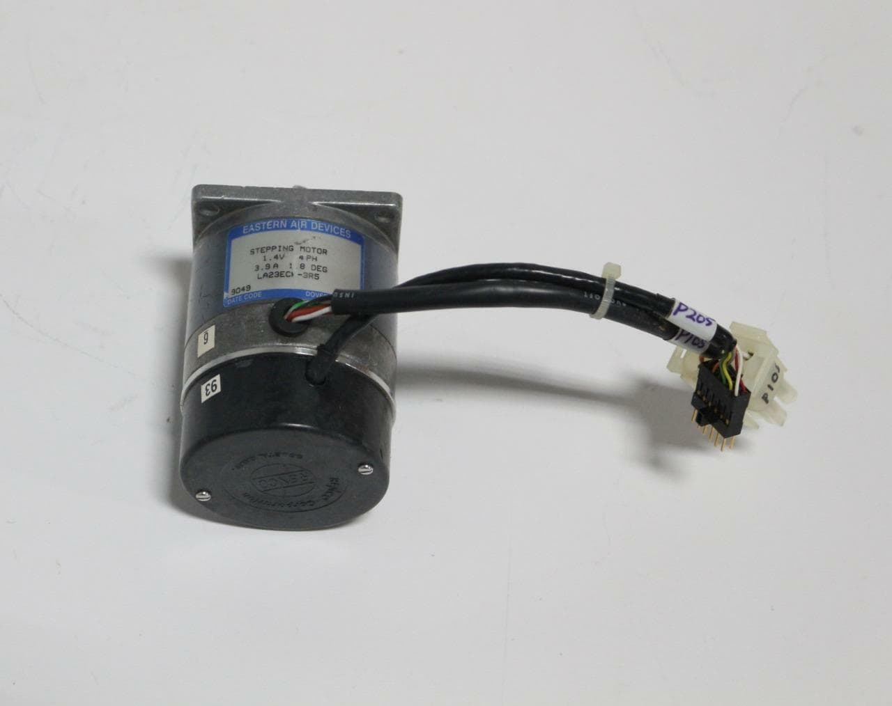 Eastern Air Devices LA23ECK-3R5, 74517-043 Stepping Motor 1.4V, 4PH, 3.9A