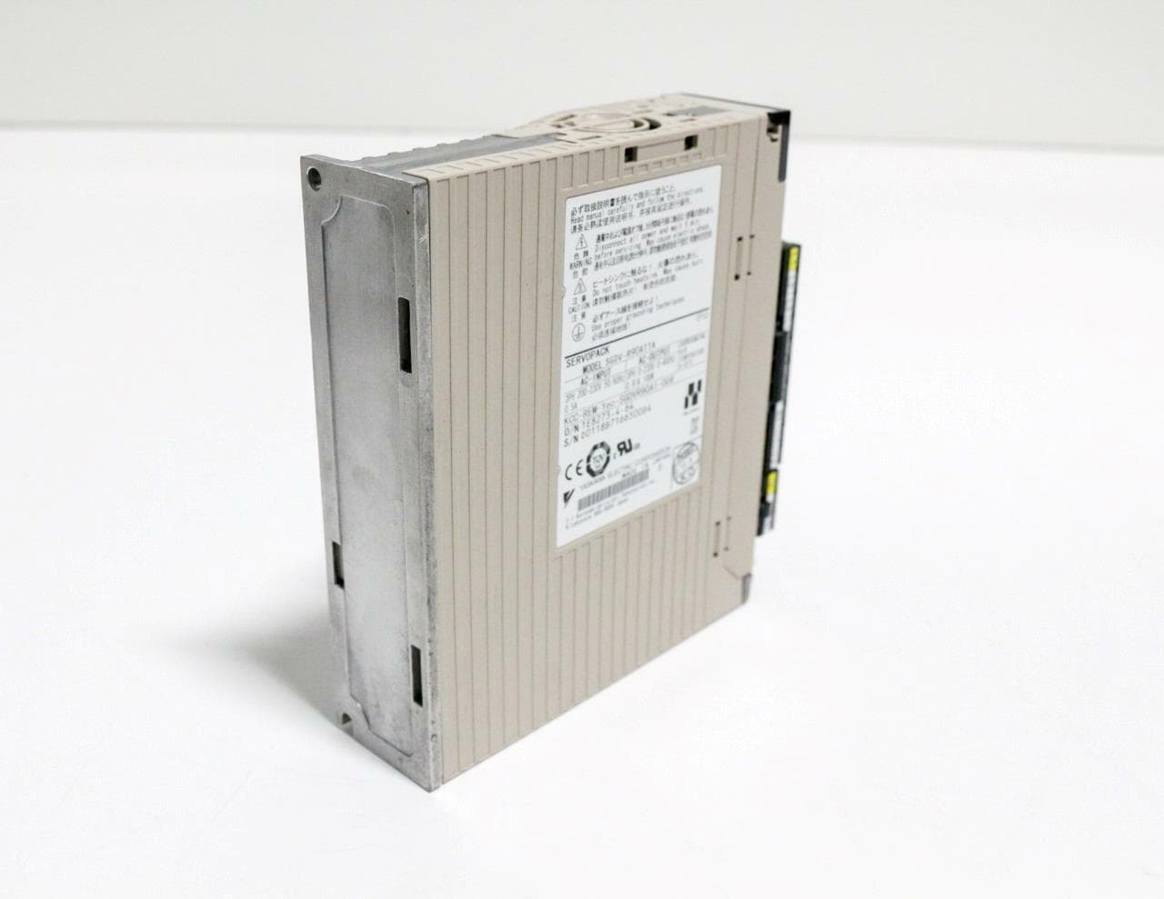 Yaskawa SGDV-R90A11A Servopack AC Servo Drive