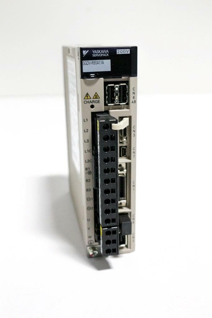 Yaskawa SGDV-R90A11A Servopack AC Servo Drive