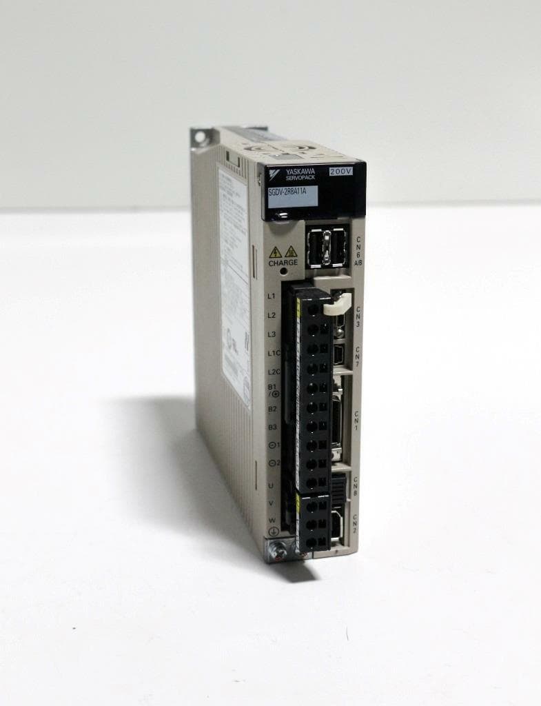 Yaskawa SGDV-2R8A11A Servopack AC Servo Drive