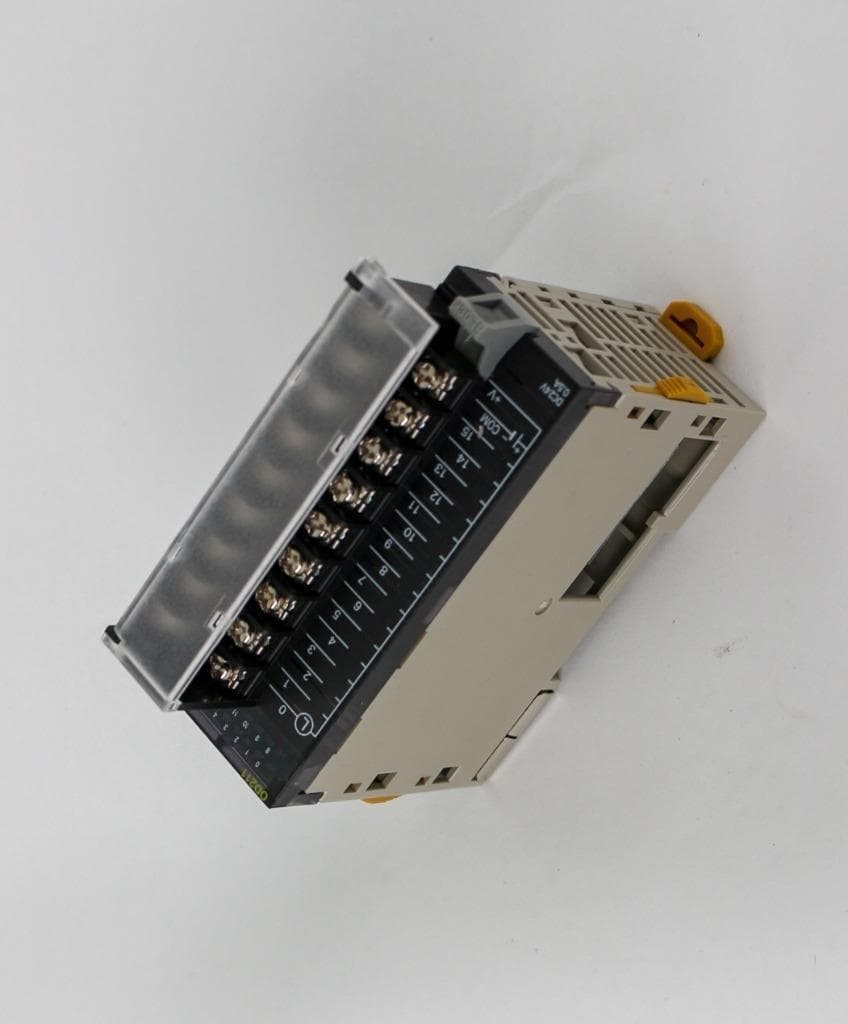 Omron CJ1W-OD211 Digital Output Unit, 16x Outputs, NPN, 0.5A, 12-24VDC