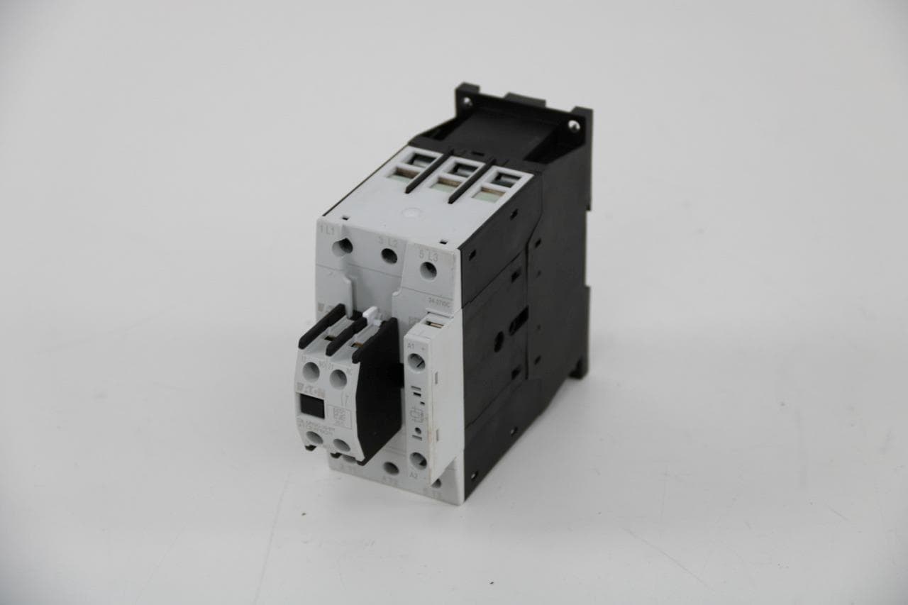 Eaton DILM40-XTCE040D Contactor w/ DILM150-XHI11 Aux Contact, 24VDC Coil
