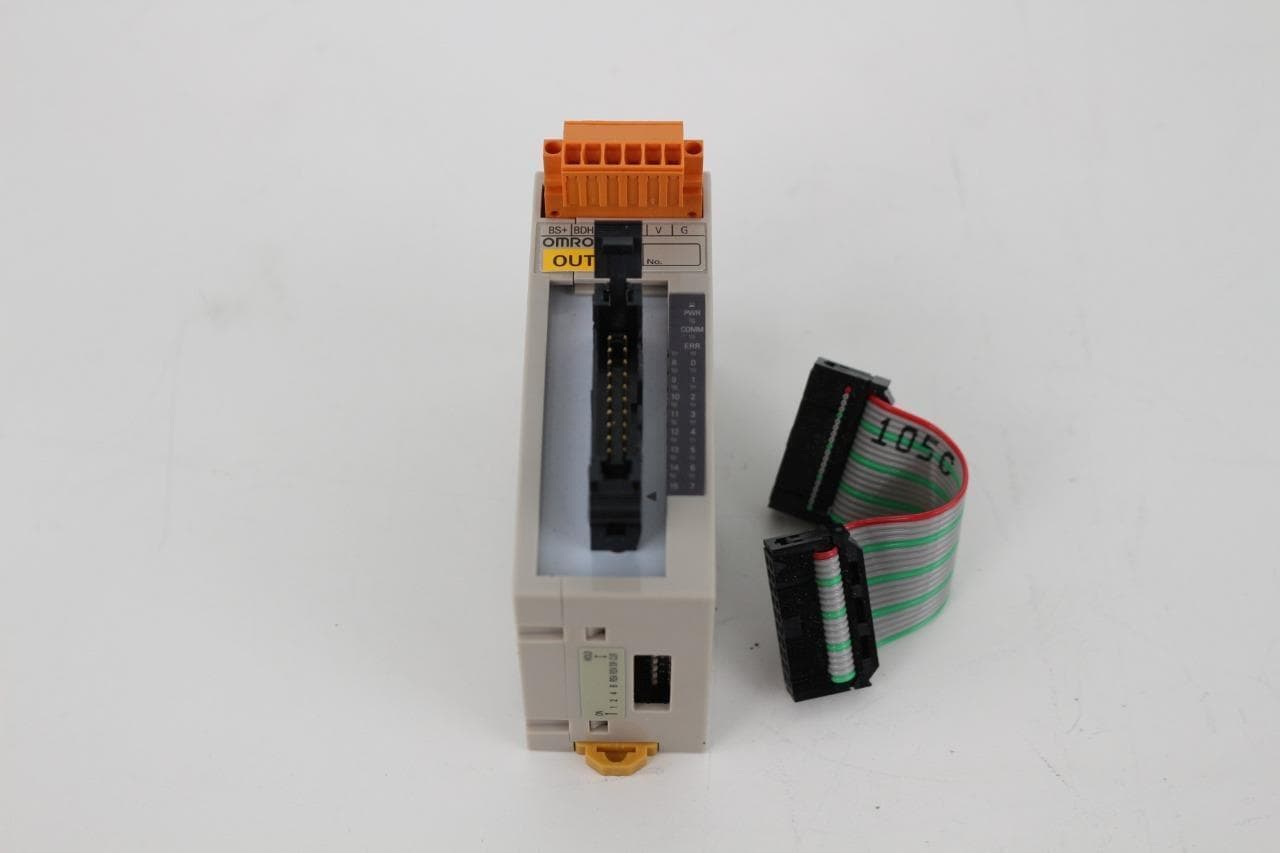 Omron SRT2-VOD16ML-1 Remote Terminal Source 24VDC Output 16 Points,0.3A/Point