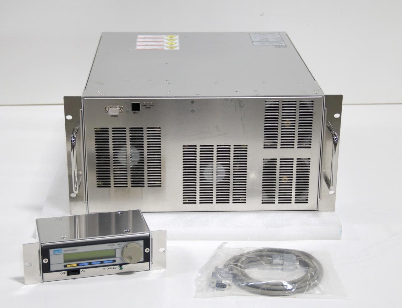 Daihen AMAT FGA-50B, DMU-01G 40.68MHz 5000W Water Cooled RF Generator w/ Control