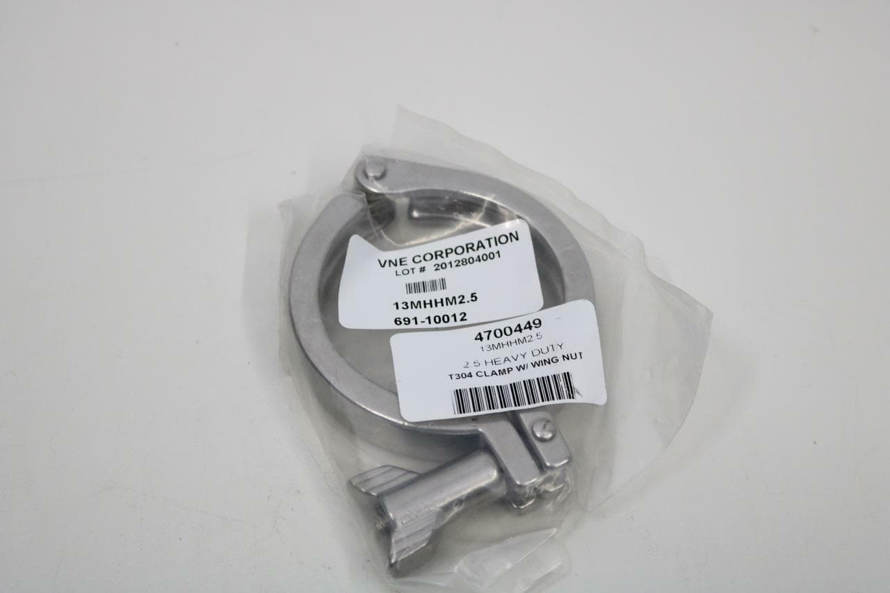 VNE Corporation 13MHHM2.5 2.5" T304 Stainless Heavy Duty Clamp with Wing Nut